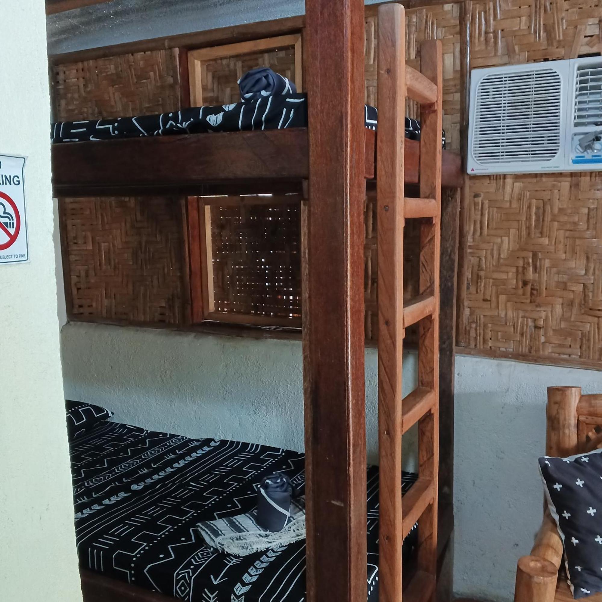 Отель Two Crazy Monkeys Bakhawan Экстерьер фото